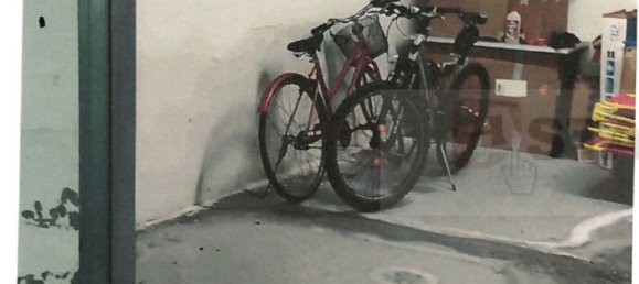 3-salle Appartement à Civitanova Marche, Italy No. 99384 12