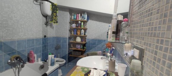 4-salle Appartement à Villaricca, Italy No. 26451 17