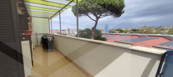 4-salle Appartement à Villaricca, Italy No. 26451 2