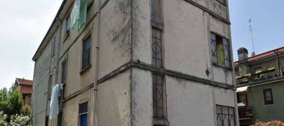 3-salle Appartement à Buccinasco, Italy No. 268710 4