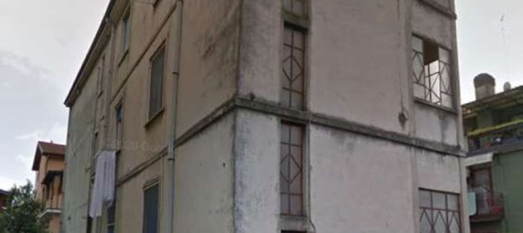 3-salle Appartement à Buccinasco, Italy No. 268710 2