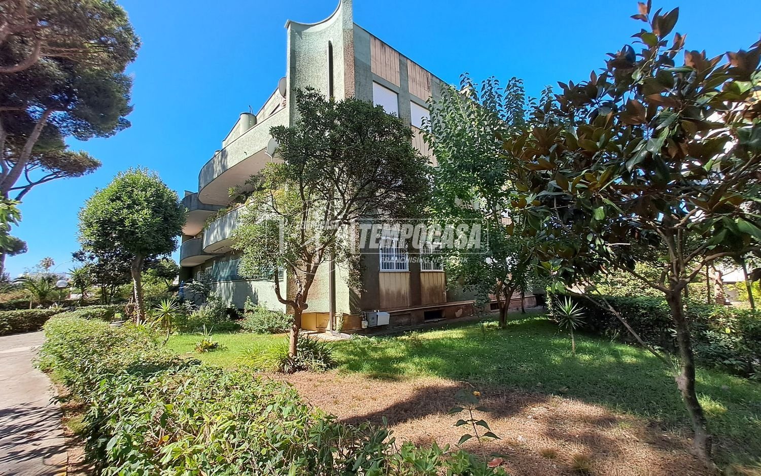 4 rooms Apartment in Terracina, Italy No. 281137