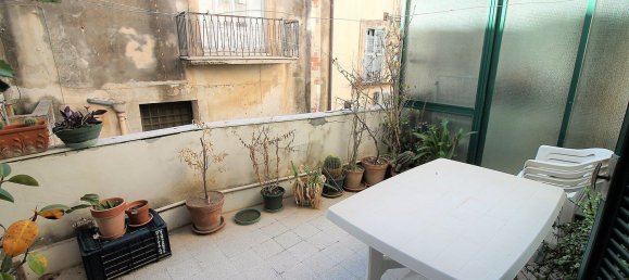 6-salle Appartement à Syracuse, Italy No. 250611 16