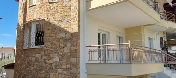 4 Schlafzimmer Property in Thermi, Greece, Nr. 52998 3