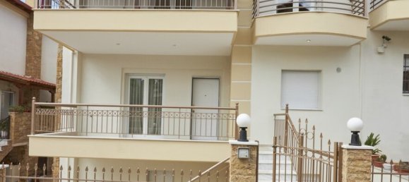 4 Schlafzimmer Property in Thermi, Greece, Nr. 52998 6