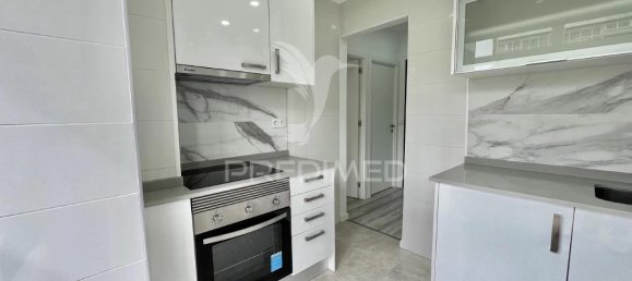 1 bedroom Apartment in Rio de Mouro, Portugal No. 153949 4