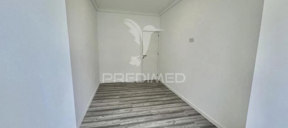 1 bedroom Apartment in Rio de Mouro, Portugal No. 153949 17