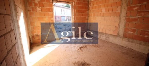 6 rooms House in Monteprandone, Italy No. 125422 8