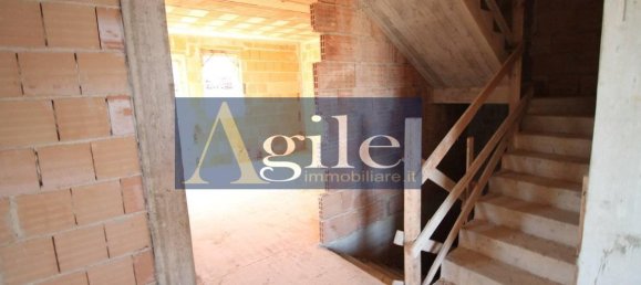 6 rooms House in Monteprandone, Italy No. 125422 7