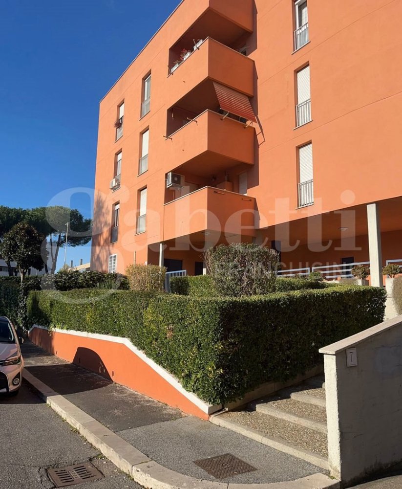 Apartamento de 2 dormitorios en Rome, Italy No. 217840