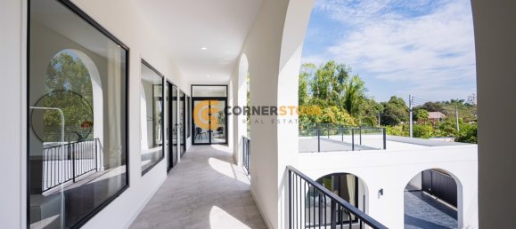 4 bedrooms Cafe / restaurant in Bang Lamung, Thailand No. 19466 15