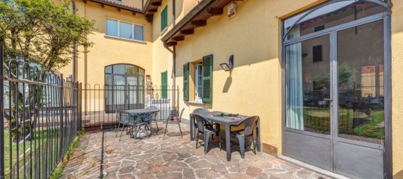 3 rooms Apartment in Como, Italy No. 303437 16