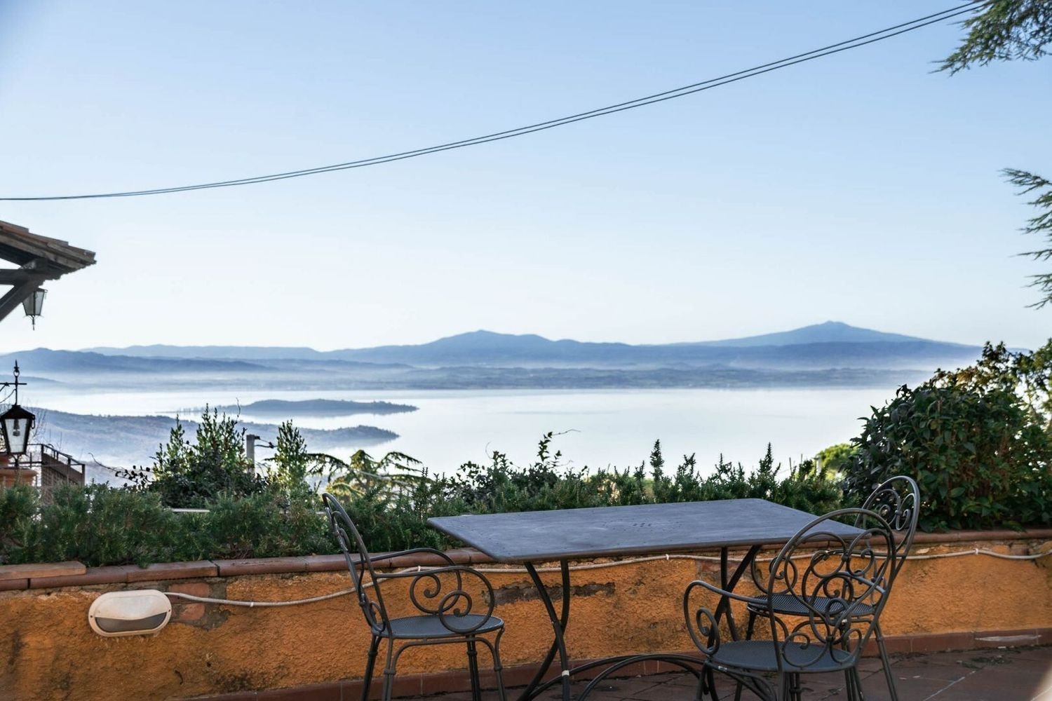 40 rooms House in Passignano sul Trasimeno, Italy No. 57842