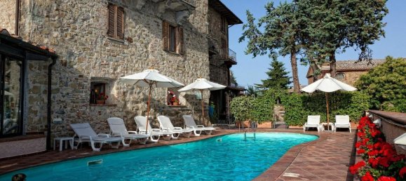 40 rooms House in Passignano sul Trasimeno, Italy No. 57842 2