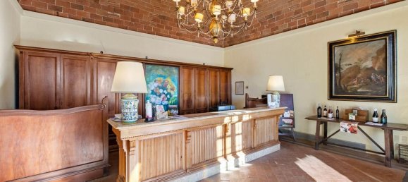 40 rooms House in Passignano sul Trasimeno, Italy No. 57842 9