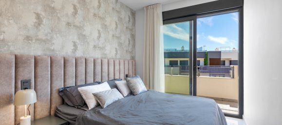 3 bedrooms Penthouse in Alicante, Spain No. 158903 20