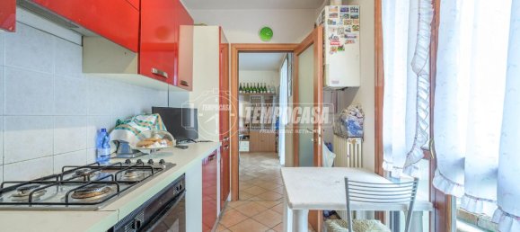 3 rooms Apartment in Medesano, Italy No. 235925 10