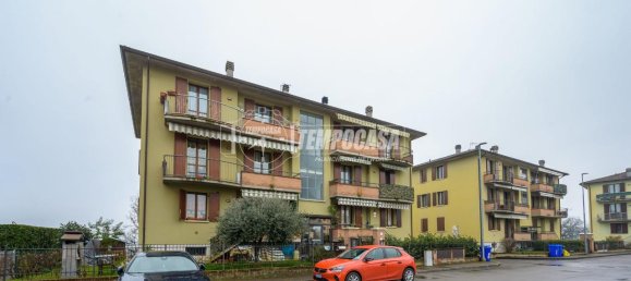 3 rooms Apartment in Medesano, Italy No. 235925 24