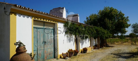 2 bedrooms House in Quarteira, Portugal No. 190568 4