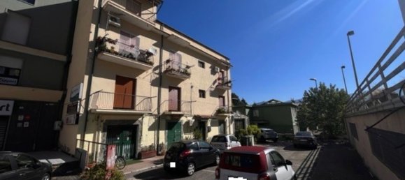 Gebäude in Cosenza, Italy 900m², Nr. 82287 2