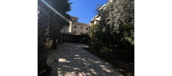 Gebäude in Cosenza, Italy 900m², Nr. 82287 8