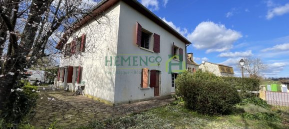 4 bedrooms Townhouse in Saint-Gladie-Arrive-Munein, France No. 101939 10