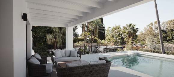 5 bedrooms Villa in Estepona, Spain No. 4809 20