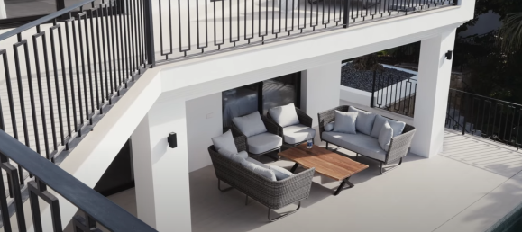 5 bedrooms Villa in Estepona, Spain No. 4809 18