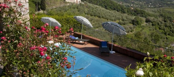 12 bedrooms Villa in Lucca, Italy No. 377445 6