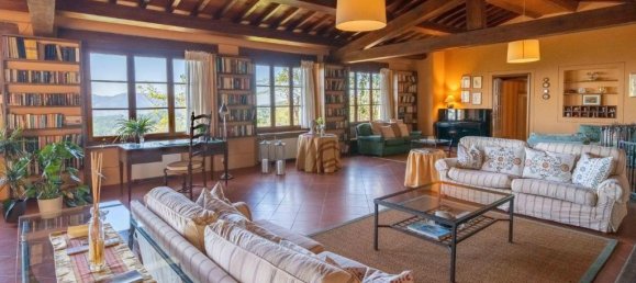 12 bedrooms Villa in Lucca, Italy No. 377445 12