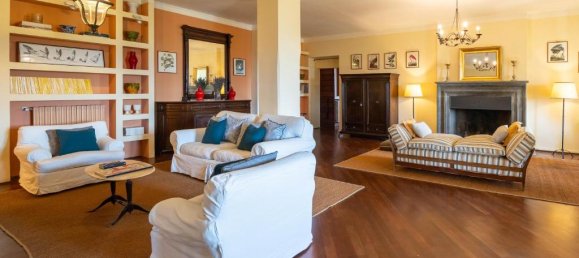 12 bedrooms Villa in Lucca, Italy No. 377445 15