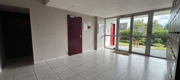 Studio in Laon, France No. 230742 2