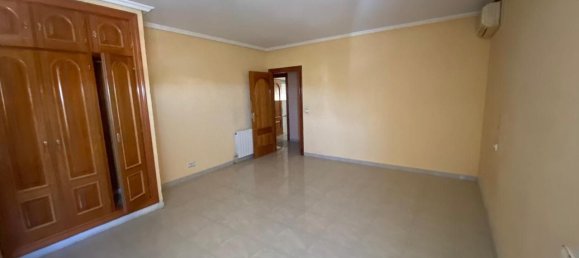 3 bedrooms House in Cuenca, Spain No. 140558 6