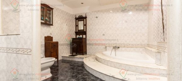 Вилла с 6 спальнями в Сиракузы, Италия № 353399 37