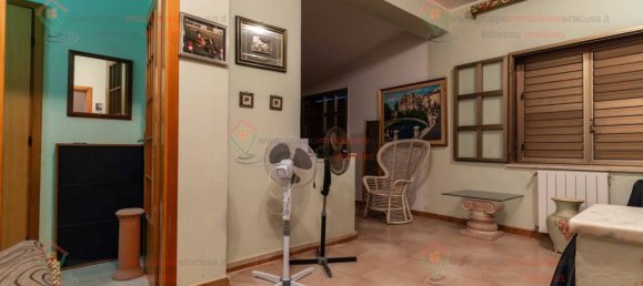 Вилла с 6 спальнями в Сиракузы, Италия № 353399 43