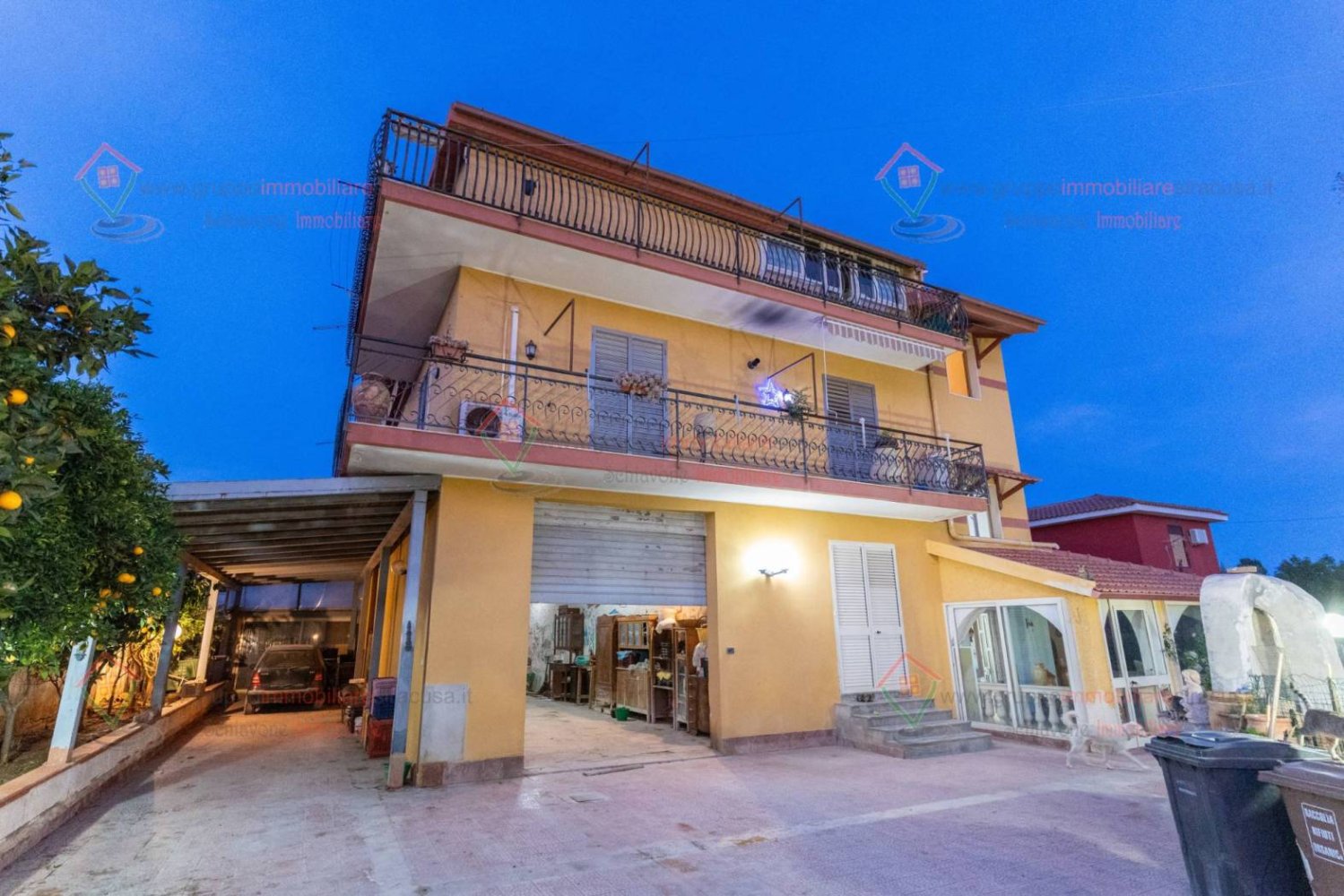 Вилла с 6 спальнями в Сиракузы, Италия № 353399