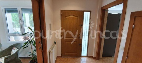 Дом с 4 спальнями в Екла, Испания № 94855 8