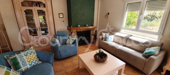 Дом с 4 спальнями в Екла, Испания № 94855 12