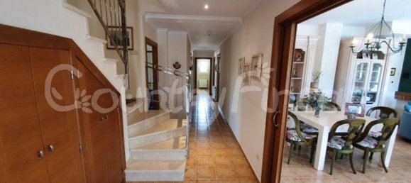 Дом с 4 спальнями в Екла, Испания № 94855 9