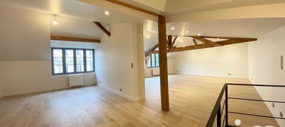 6 bedrooms Villa in Tours, France No. 43102 5