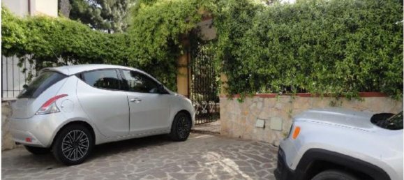 6 rooms House in Palermo, Italy No. 219790 10