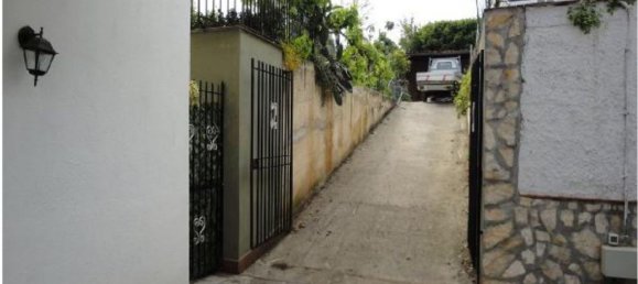 6 rooms House in Palermo, Italy No. 219790 8