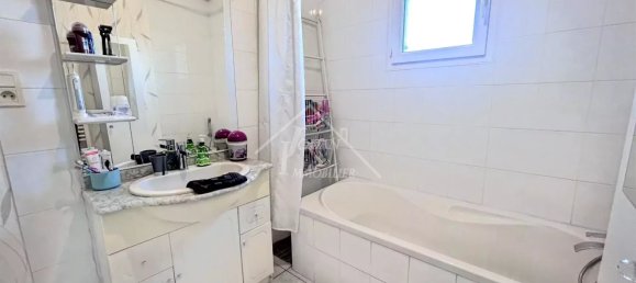 3 bedrooms House in Saint-Pourcain-sur-Sioule, France No. 59589 33