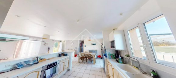 3 bedrooms House in Saint-Pourcain-sur-Sioule, France No. 59589 28