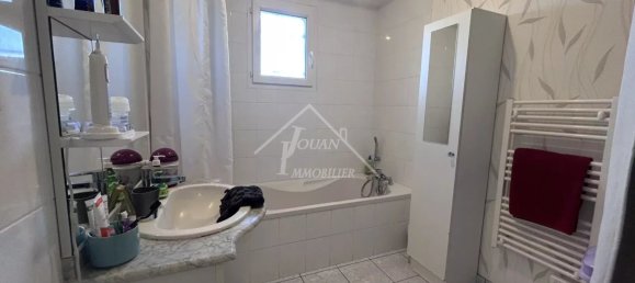 3 bedrooms House in Saint-Pourcain-sur-Sioule, France No. 59589 9