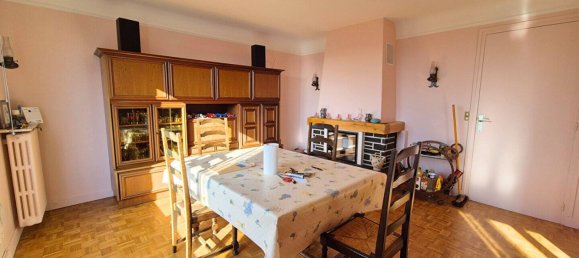 3 bedrooms House in Chatou, France No. 117833 8