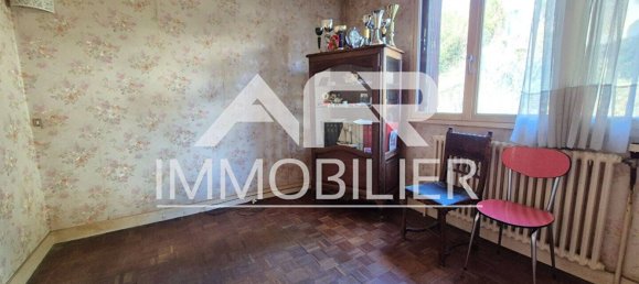 3 bedrooms House in Chatou, France No. 117833 13