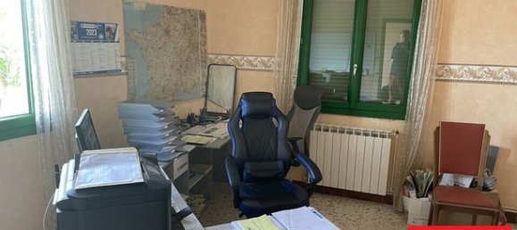 Gewerbliche Immobilie in Narbonne, France 400m², Nr. 312676 4