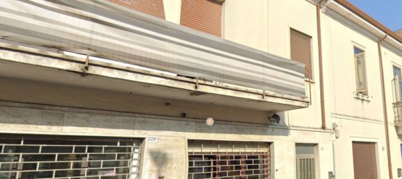 3 rooms Apartment in Verona, Italy No. 217949 7