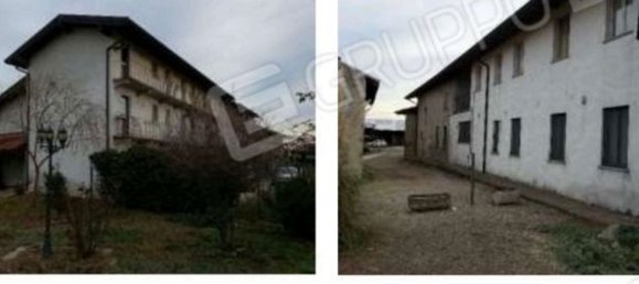 7 rooms Apartment in Oleggio, Italy No. 45286 11